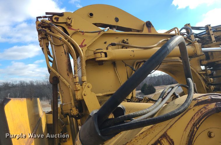 image for item JW9836 1981 Caterpillar 627B  conventional scraper