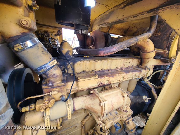 image for item JW9836 1981 Caterpillar 627B  conventional scraper