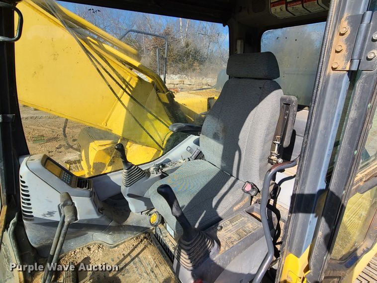 image for item JW9837 2006 Komatsu PC300LC-7E0  excavator