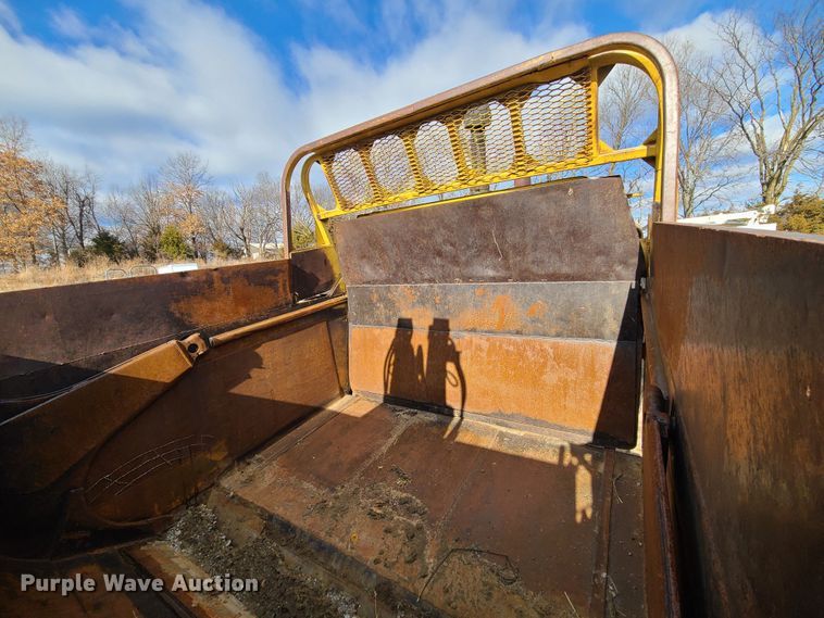 image for item JW9838 1979 Caterpillar 627B  conventional scraper