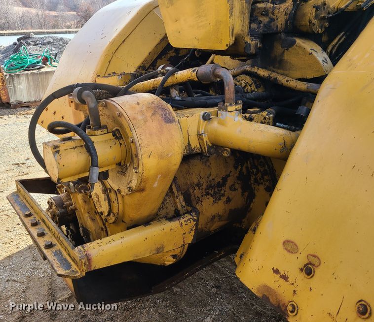 image for item JW9838 1979 Caterpillar 627B  conventional scraper