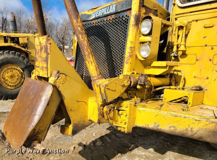 image for item JW9838 1979 Caterpillar 627B  conventional scraper