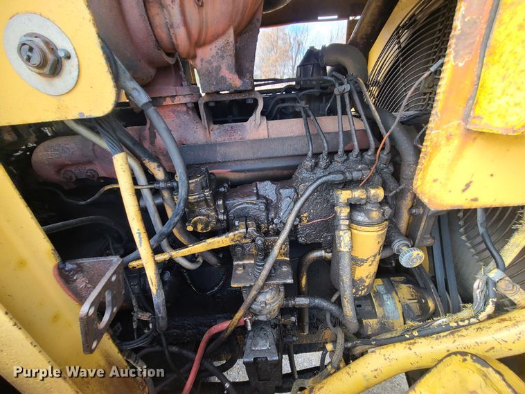 image for item JW9838 1979 Caterpillar 627B  conventional scraper