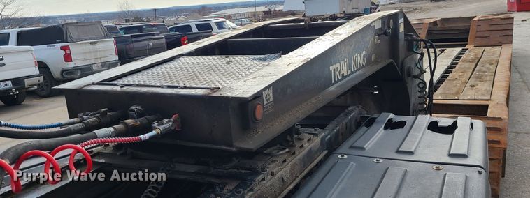 image for item JW9839 1987 Trail King HG  lowboy equipment trailer