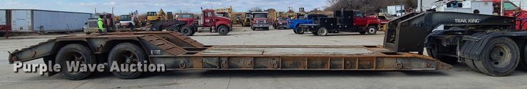 image for item JW9839 1987 Trail King HG  lowboy equipment trailer