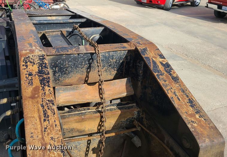 image for item JW9839 1987 Trail King HG  lowboy equipment trailer