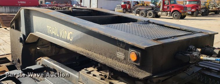 image for item JW9839 1987 Trail King HG  lowboy equipment trailer