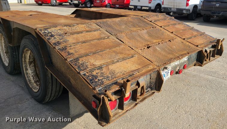 image for item JW9839 1987 Trail King HG  lowboy equipment trailer