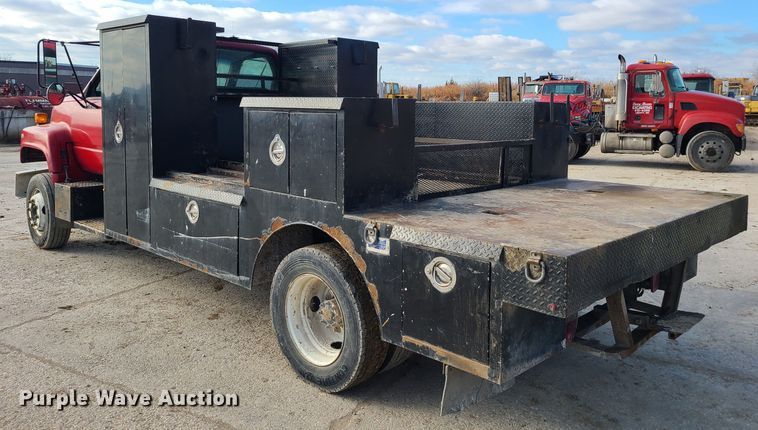 image for item JW9840 1995 GMC C6500  utility / service truck