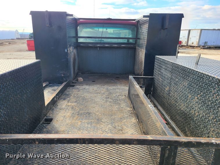 image for item JW9840 1995 GMC C6500  utility / service truck