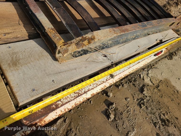 image for item JW9842 2000 Trail King TK20-2400  equipment trailer