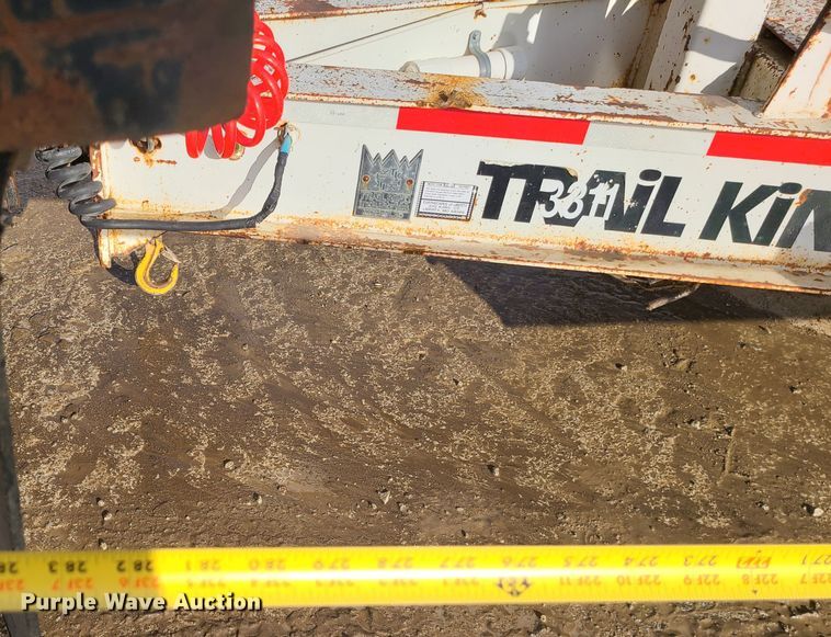 image for item JW9842 2000 Trail King TK20-2400  equipment trailer