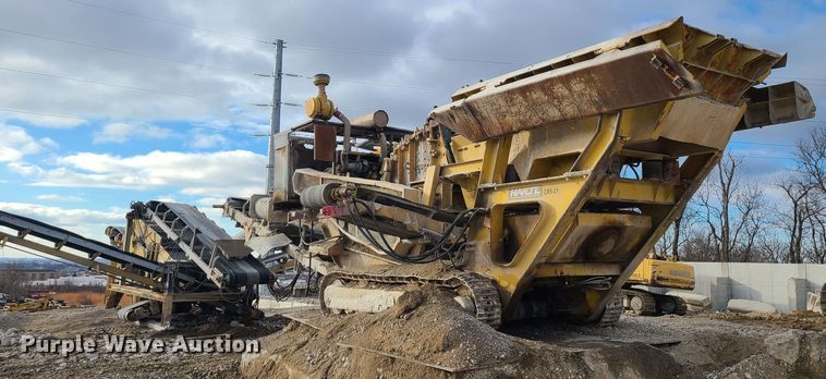 image for item JW9843 Hartl  crusher