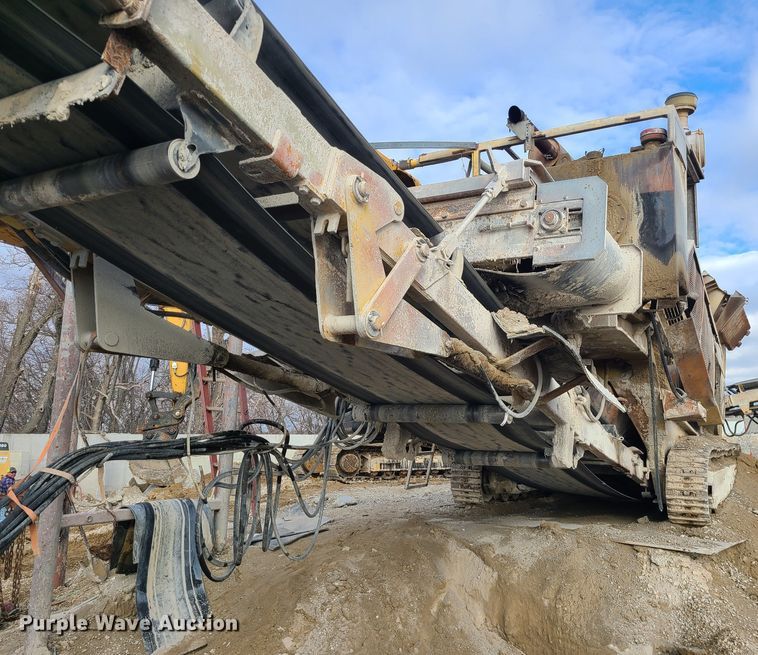 image for item JW9843 Hartl  crusher