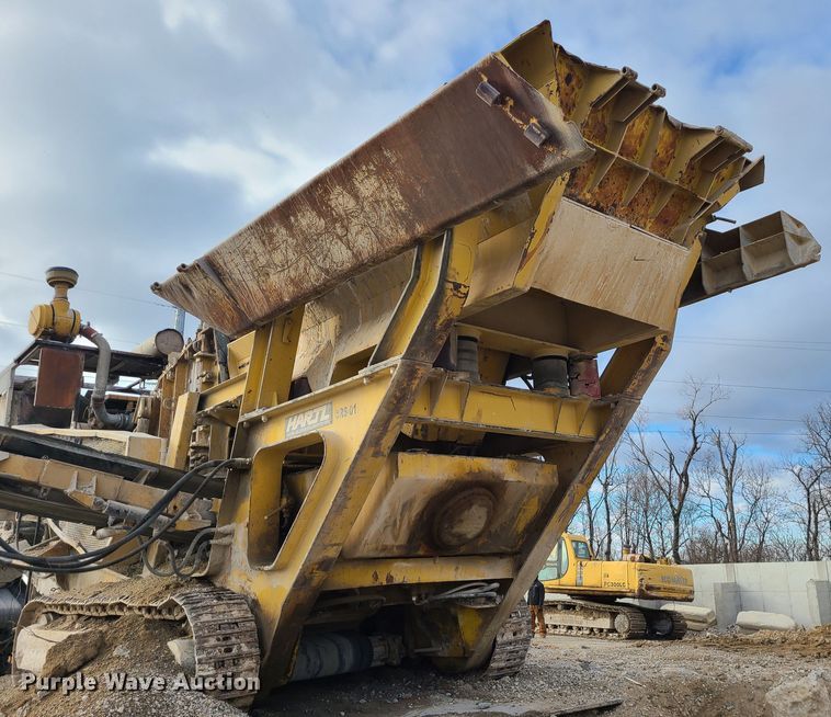 image for item JW9843 Hartl  crusher