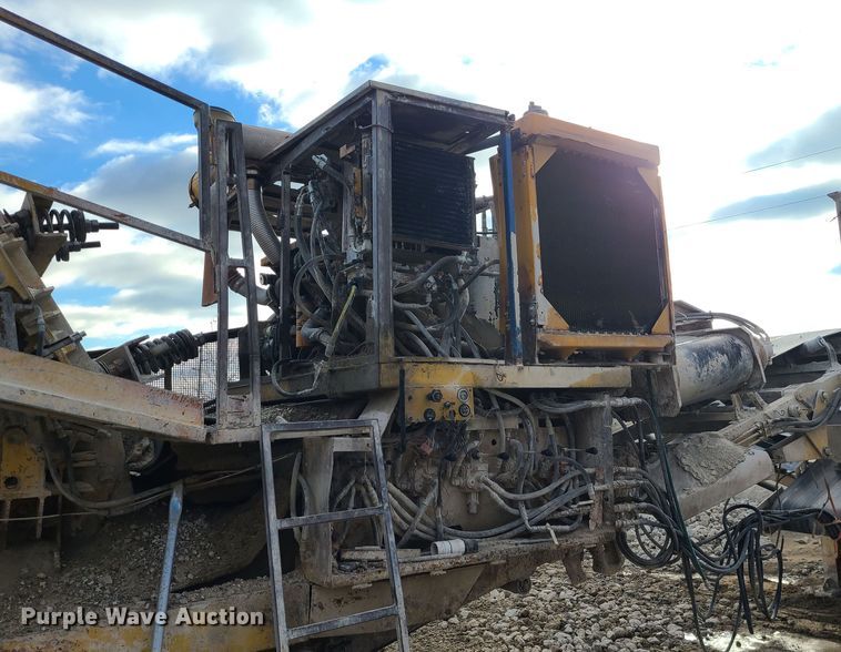 image for item JW9843 Hartl  crusher