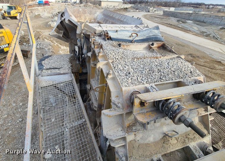 image for item JW9843 Hartl  crusher