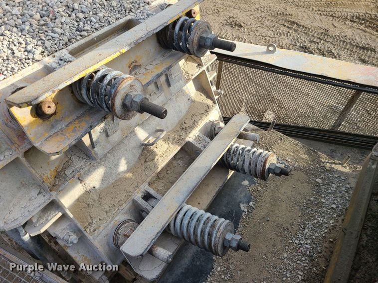 image for item JW9843 Hartl  crusher