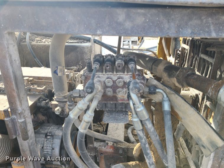 image for item JW9843 Hartl  crusher