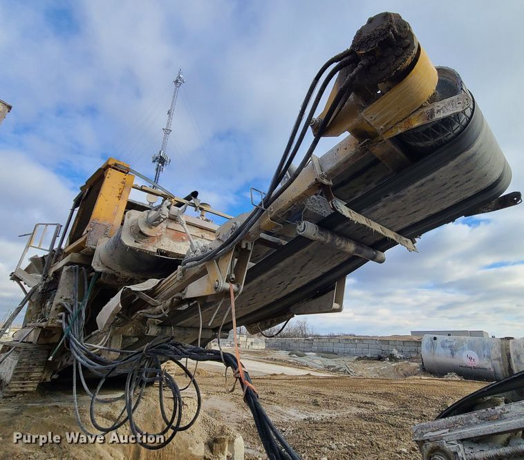 image for item JW9843 Hartl  crusher