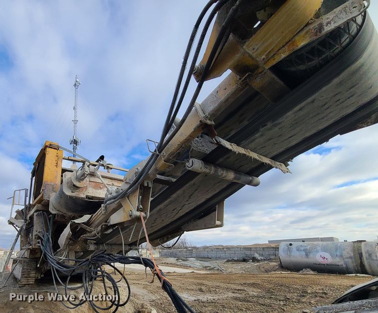 image for item JW9843 Hartl  crusher