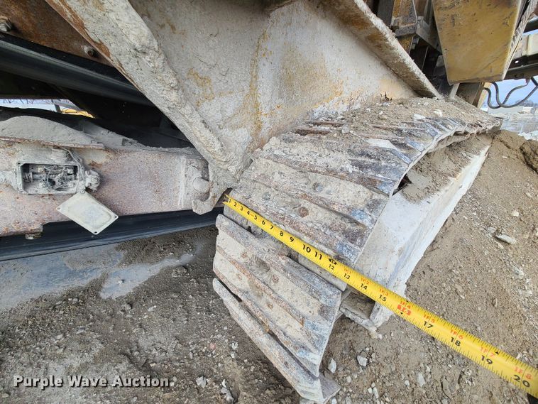 image for item JW9843 Hartl  crusher