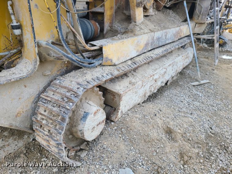 image for item JW9843 Hartl  crusher