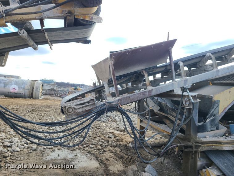 image for item JW9843 Hartl  crusher