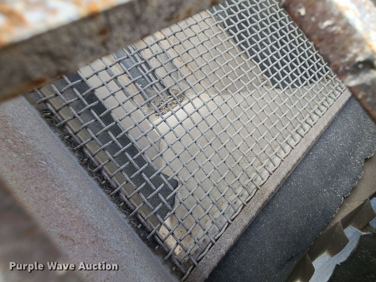 image for item JW9843 Hartl  crusher