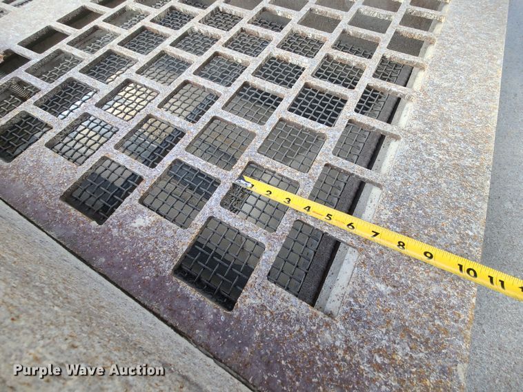 image for item JW9843 Hartl  crusher