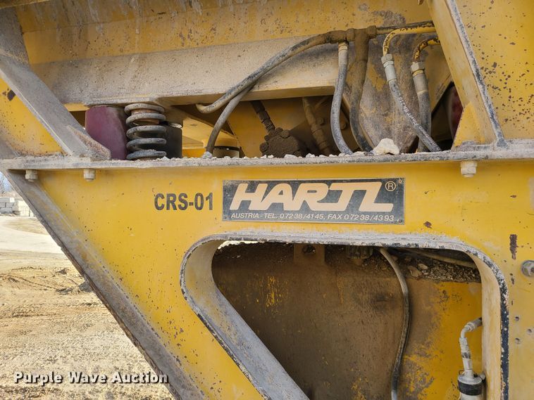 image for item JW9843 Hartl  crusher