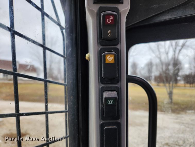 image for item KT9493 2019 Case TR270  tracked skid steer loader