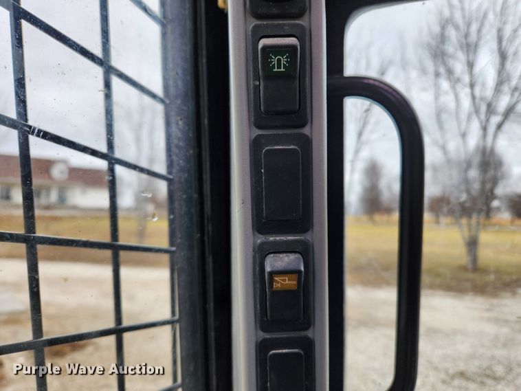 image for item KT9493 2019 Case TR270  tracked skid steer loader