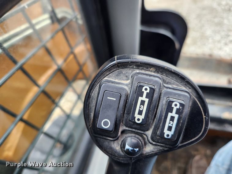 image for item KT9493 2019 Case TR270  tracked skid steer loader