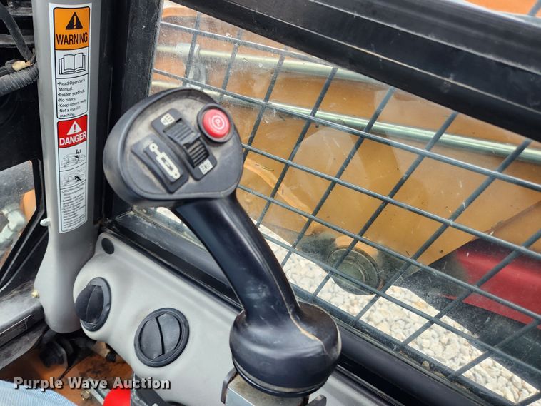 image for item KT9493 2019 Case TR270  tracked skid steer loader