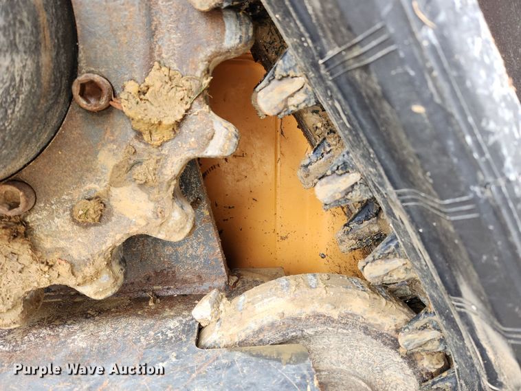 image for item KT9493 2019 Case TR270  tracked skid steer loader