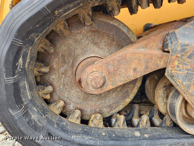 image for item KT9493 2019 Case TR270  tracked skid steer loader