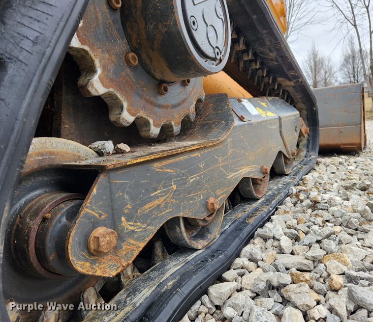 image for item KT9493 2019 Case TR270  tracked skid steer loader