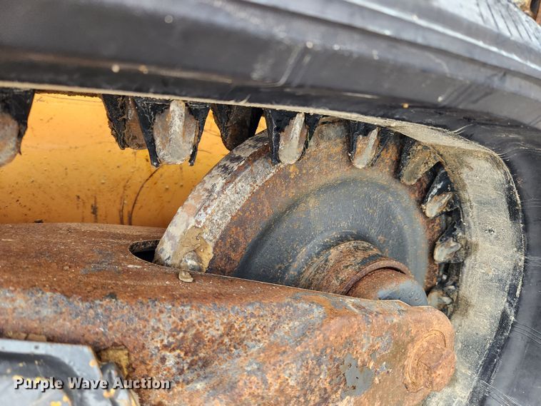 image for item KT9493 2019 Case TR270  tracked skid steer loader