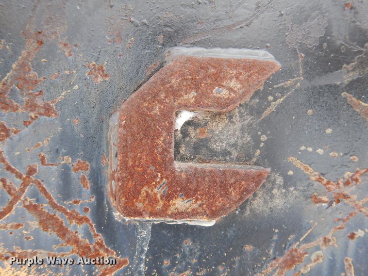 image for item KW9543 1999 Caterpillar 902  wheel loader