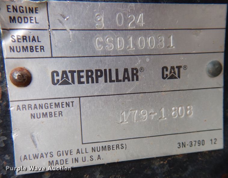 image for item KW9543 1999 Caterpillar 902  wheel loader