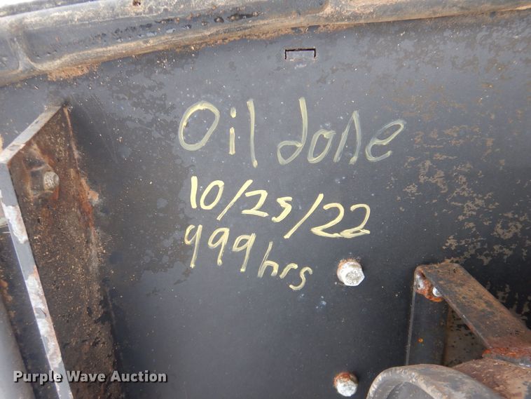 image for item KW9543 1999 Caterpillar 902  wheel loader