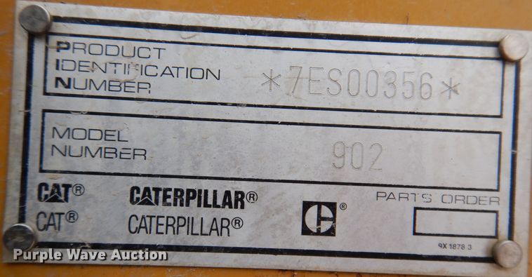 image for item KW9543 1999 Caterpillar 902  wheel loader