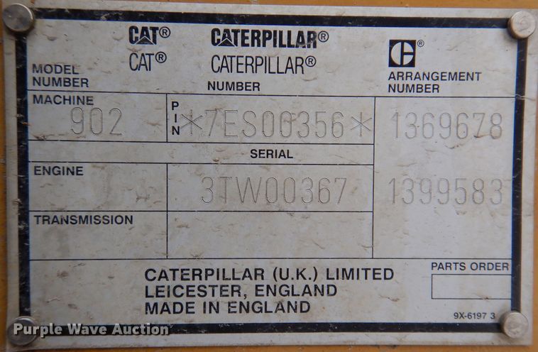 image for item KW9543 1999 Caterpillar 902  wheel loader