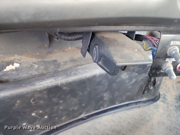 image for item LG9442 2008 Chevrolet C7500  utility / service truck