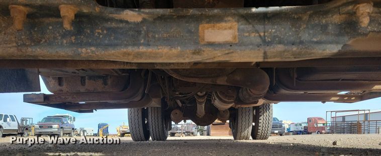 image for item LG9442 2008 Chevrolet C7500  utility / service truck