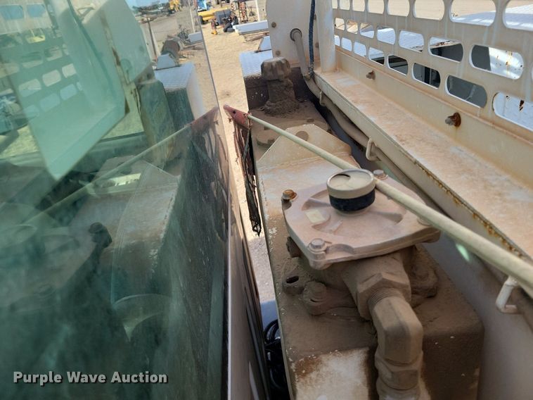 image for item LG9442 2008 Chevrolet C7500  utility / service truck