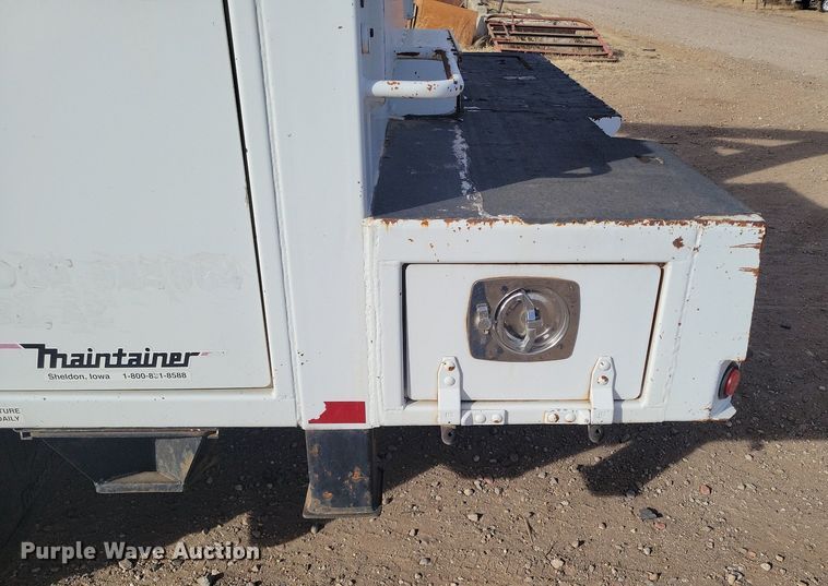 image for item LG9442 2008 Chevrolet C7500  utility / service truck