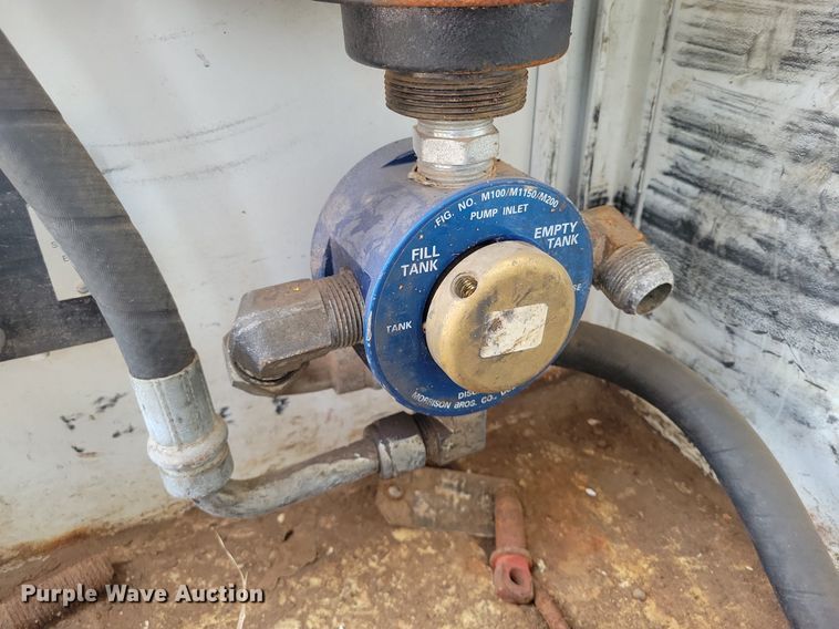 image for item LG9442 2008 Chevrolet C7500  utility / service truck