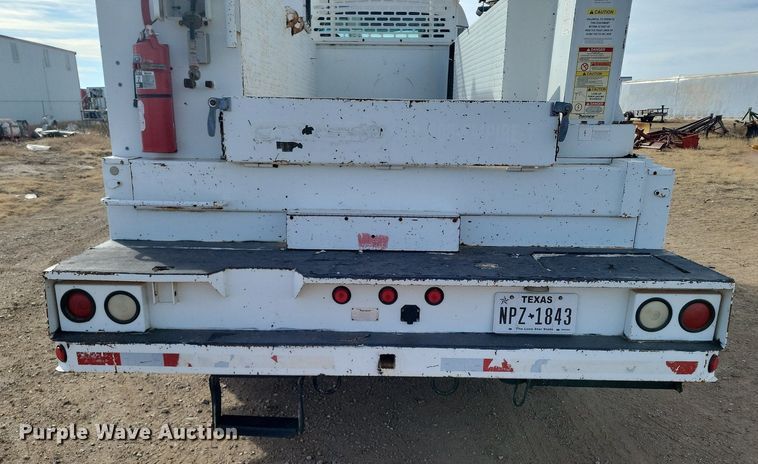 image for item LG9442 2008 Chevrolet C7500  utility / service truck